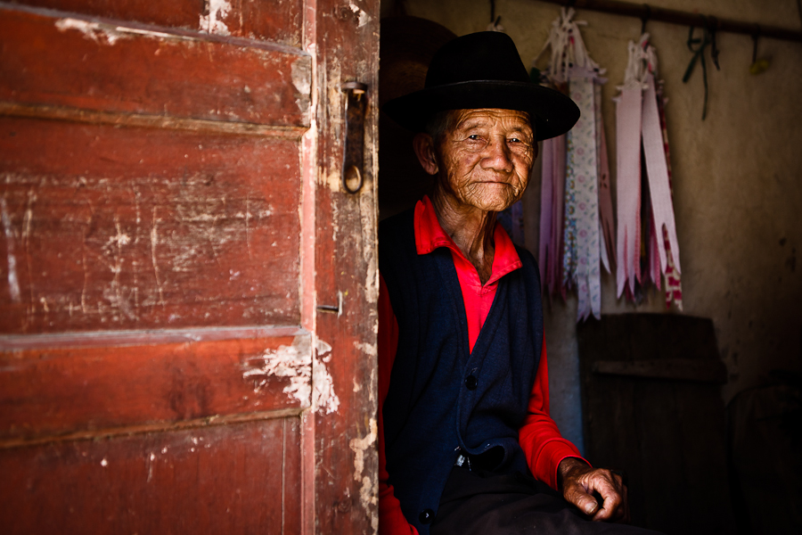 china-yuanyang-portrait-6 130519-225-edited