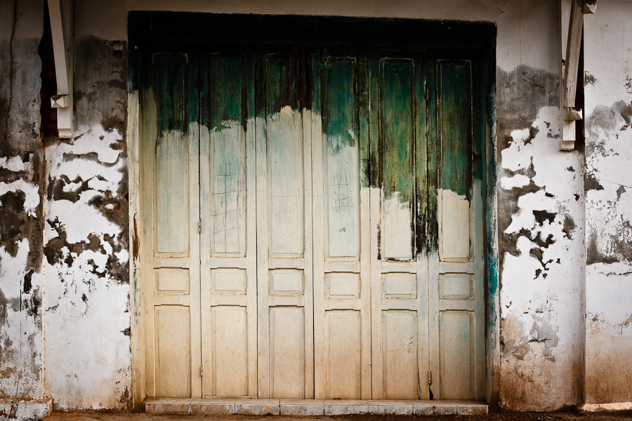 laos-savannakhet-3 130630-089-edited